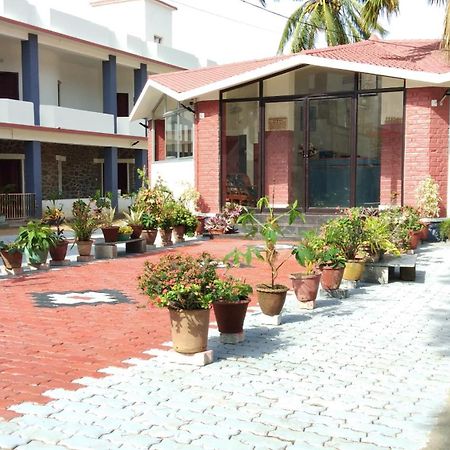 Hotel Jebasakthy Kanyakumari Ngoại thất bức ảnh