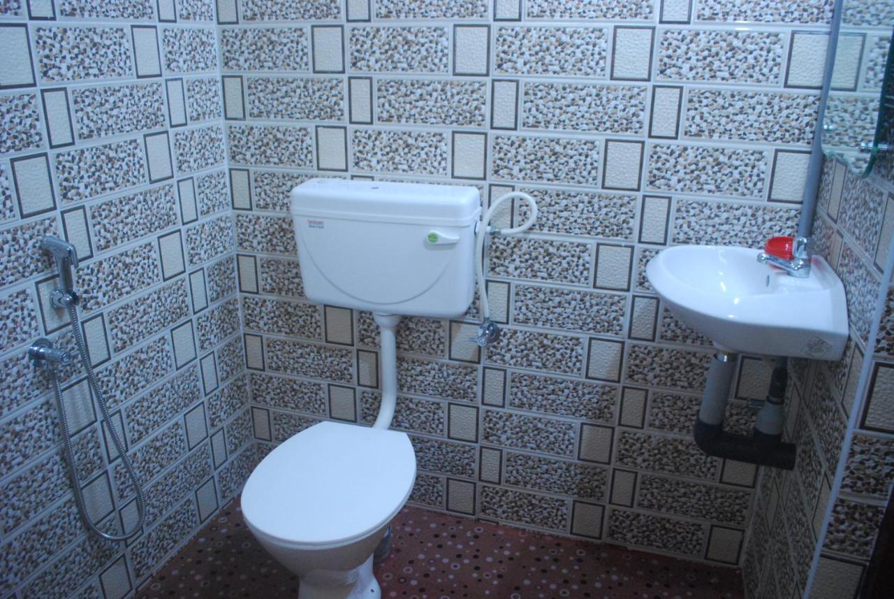 Hotel Jebasakthy Kanyakumari Ngoại thất bức ảnh